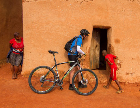 7 questions answered about your first cycling trip